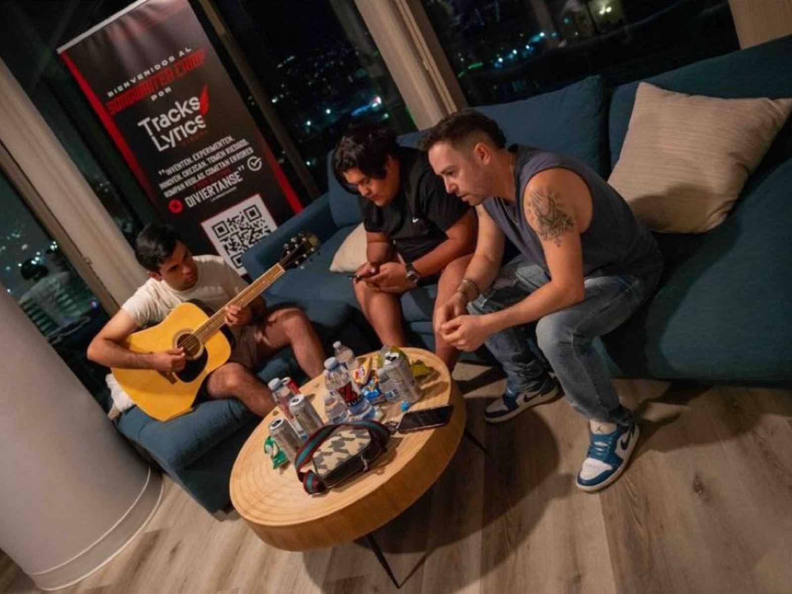 Union Letras Tracks And Lyrics VIZUAL: Impulsando a Nuevos Compositores - Bravo Revista